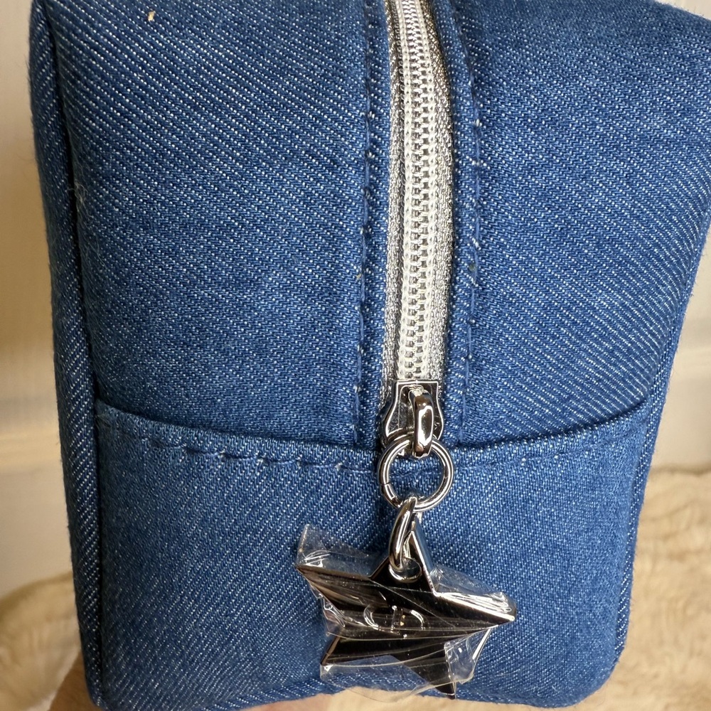 DIOR 2024 COSMETIC BEAUTY POUCH MAKEUP DEMIM BLUE BAG WITH STAR ZIPPER PULL - Picture 4 of 15